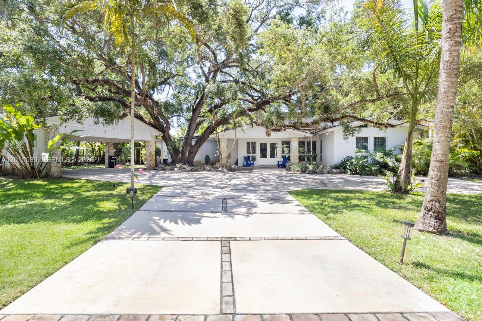 5340 Banyan Dr Coral Gables, FL 33156