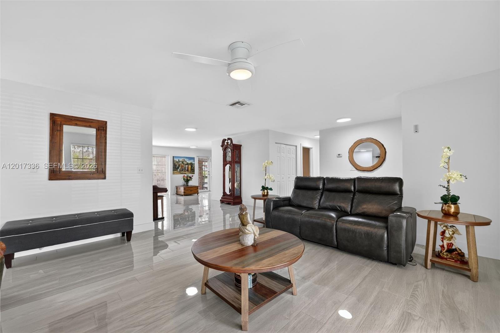 9315 SW 172nd Ter Palmetto Bay, FL 33157