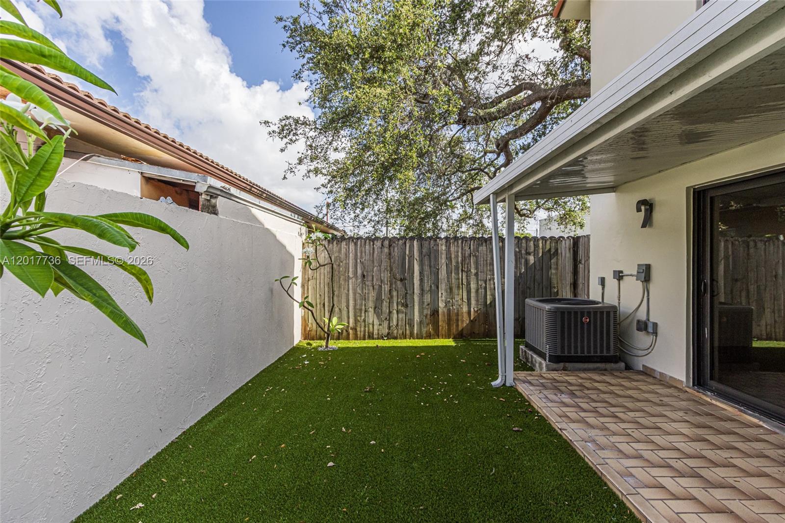 122 SW 56th Ave Miami, FL 33134