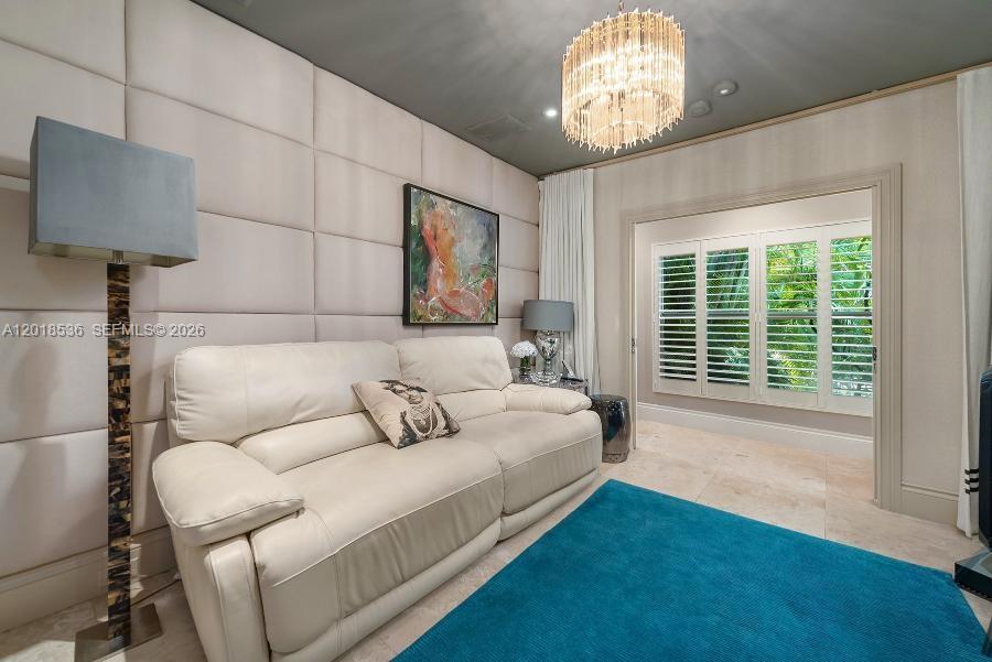 830 E Dilido Dr Miami Beach, FL 33139