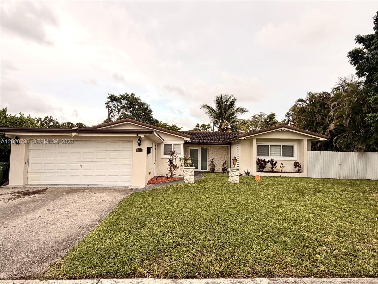 661 SW 67th Ave