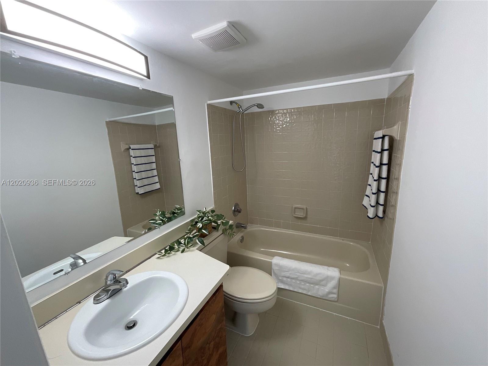 13045 SW 68th St #102 Miami, FL 33183