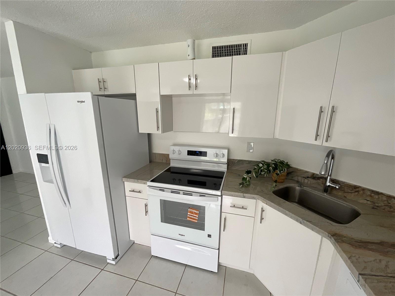 13045 SW 68th St #102 Miami, FL 33183