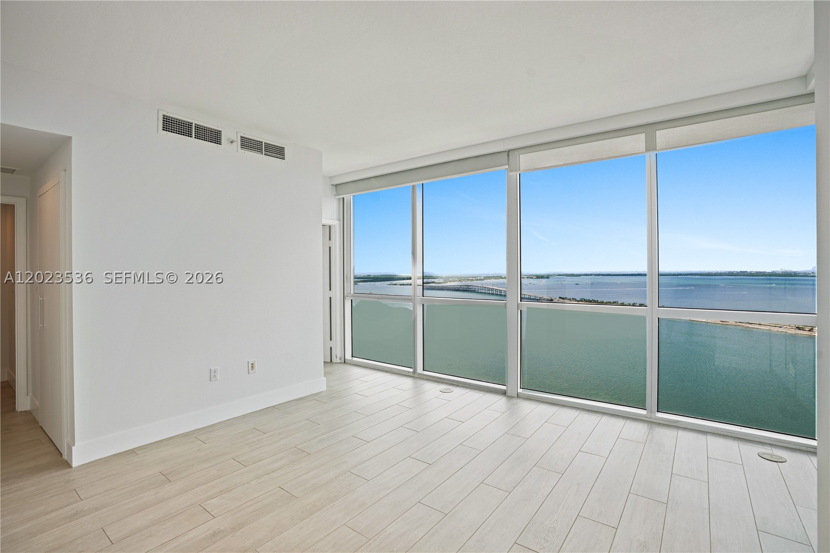 image Skyline on Brickell13