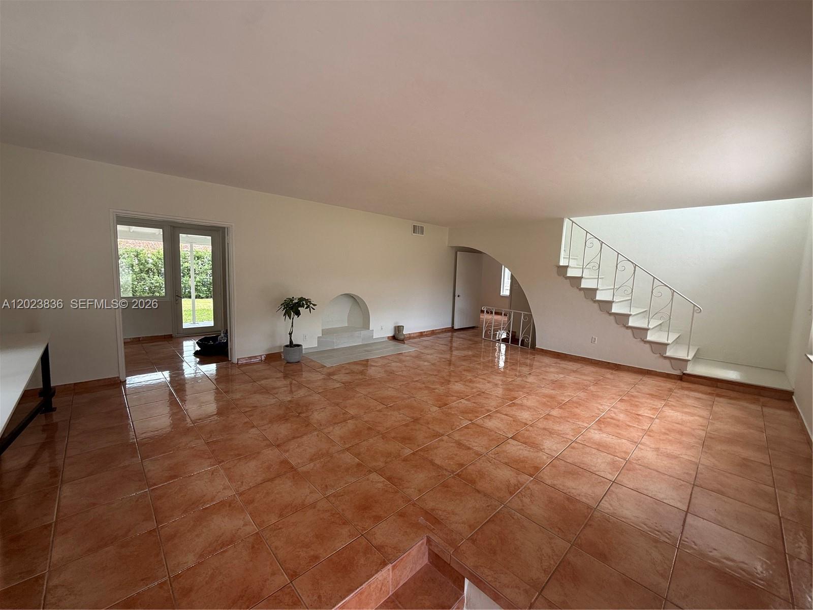 6312 Alton Rd Miami Beach, FL 33141