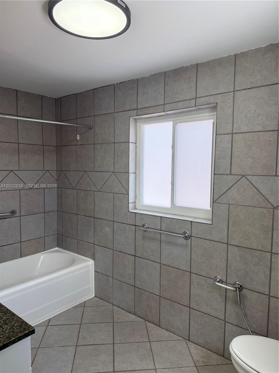 6312 Alton Rd Miami Beach, FL 33141