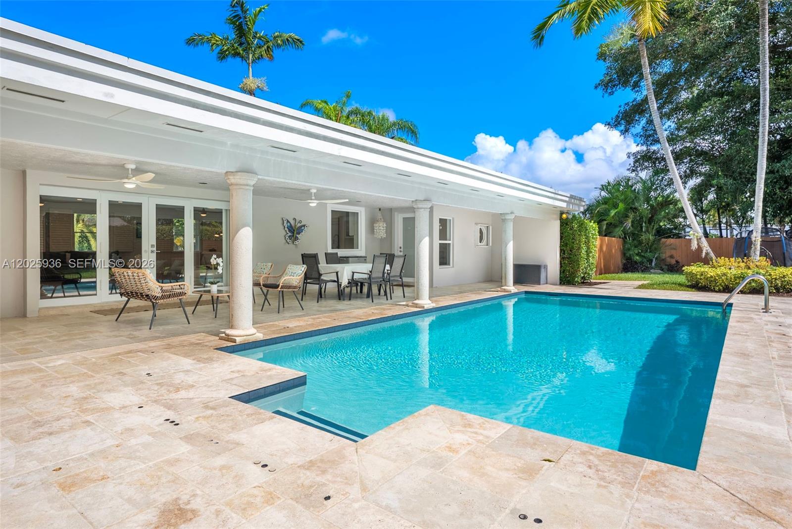 15421 SW 79th Ave Palmetto Bay, FL 33157