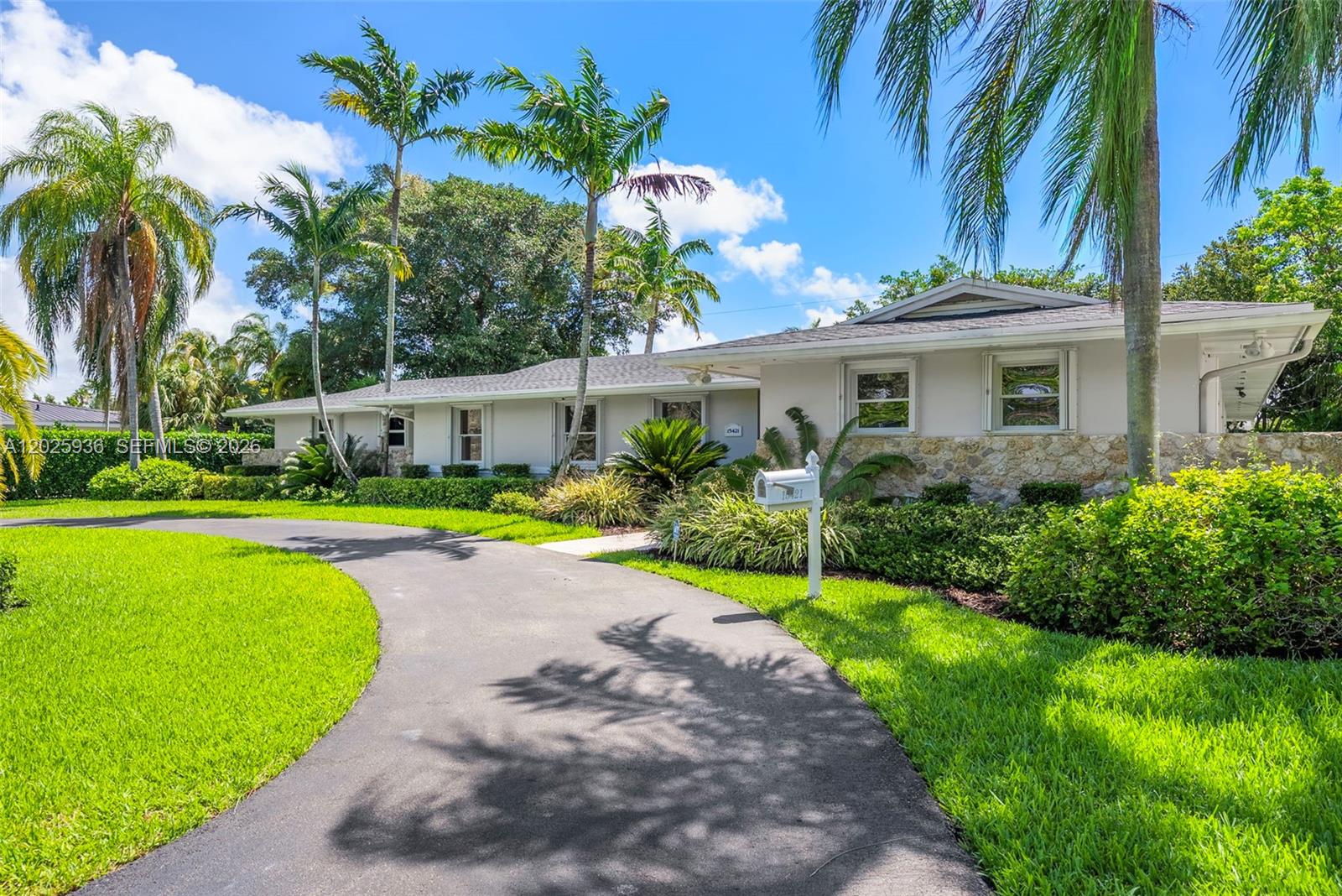 15421 SW 79th Ave Palmetto Bay, FL 33157