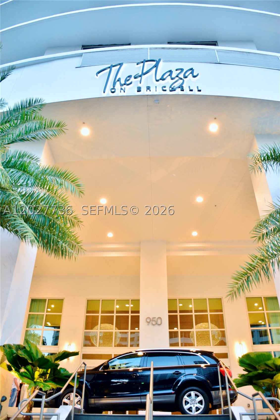 image The Plaza on Brickell West4