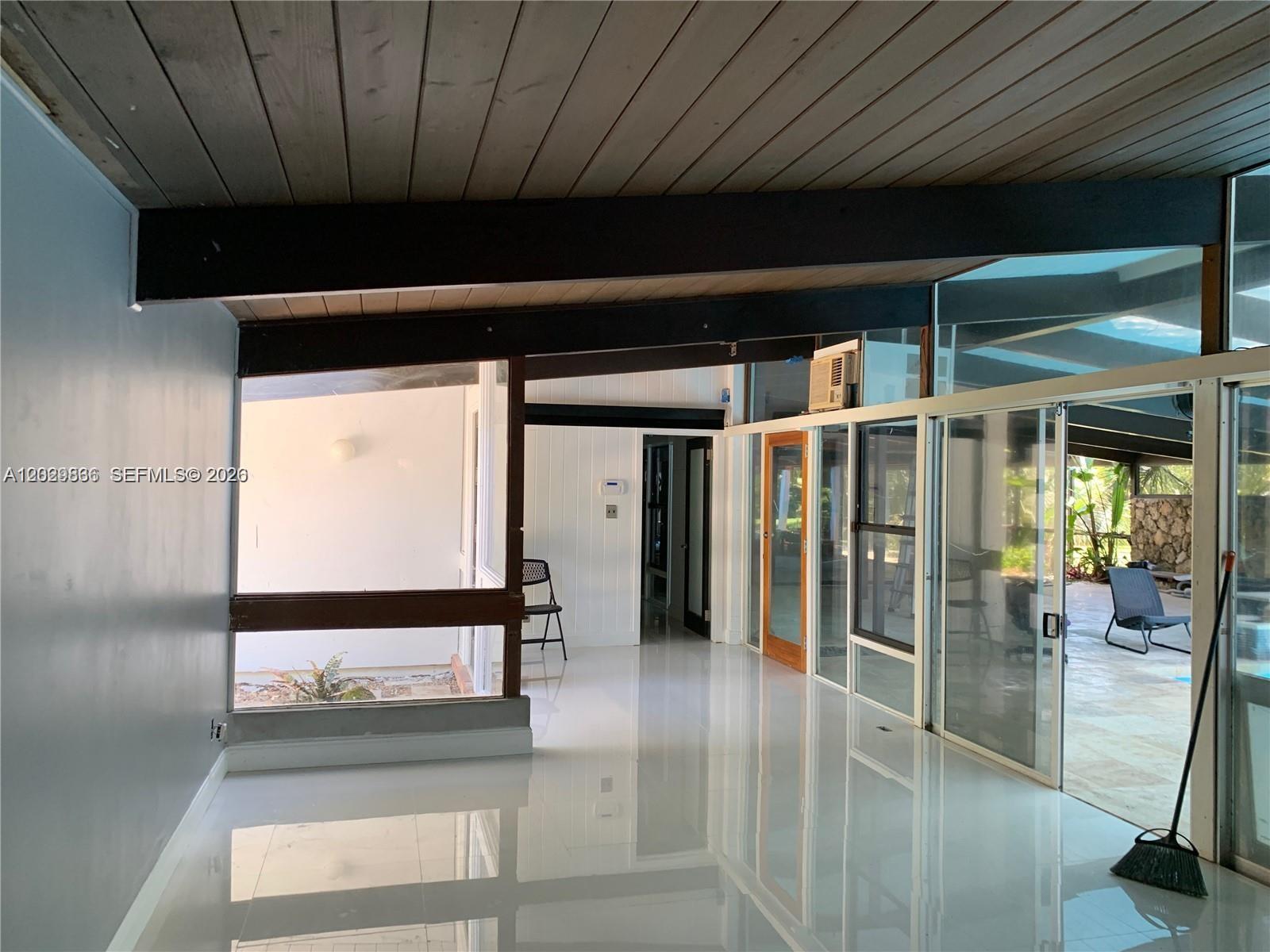 Undisclosed Address Pinecrest, FL 33156