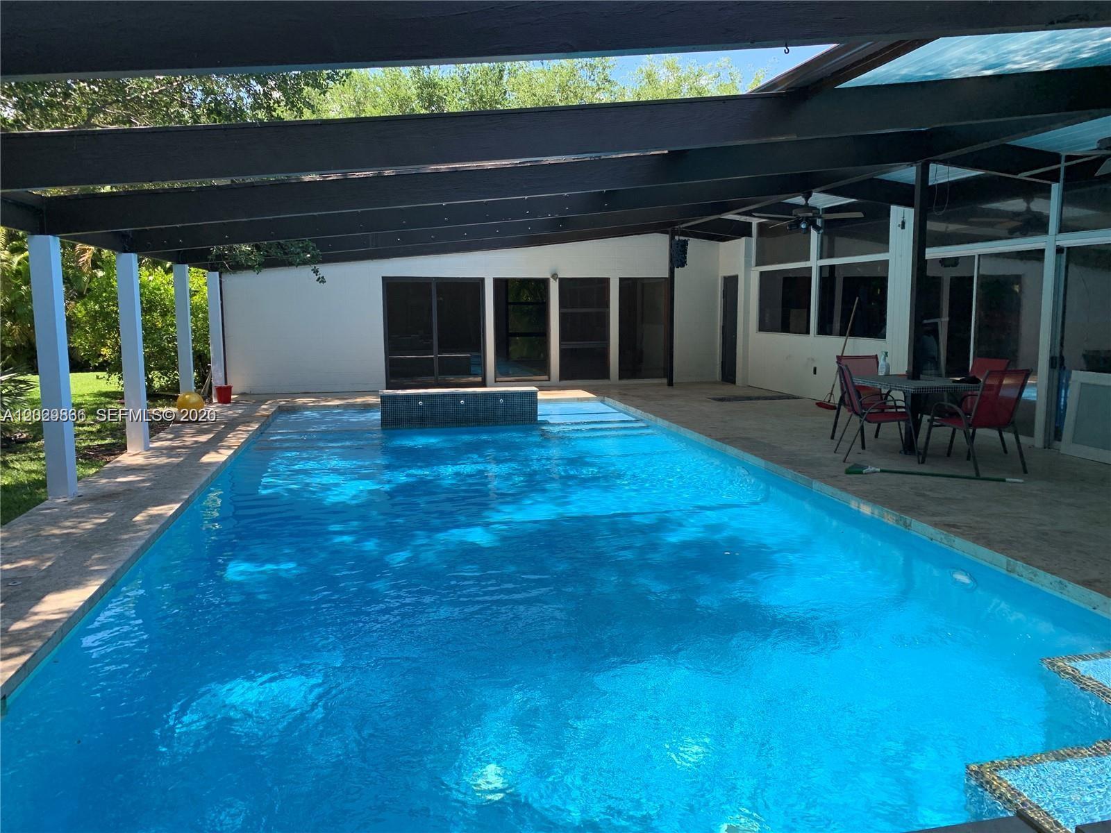 Undisclosed Address Pinecrest, FL 33156