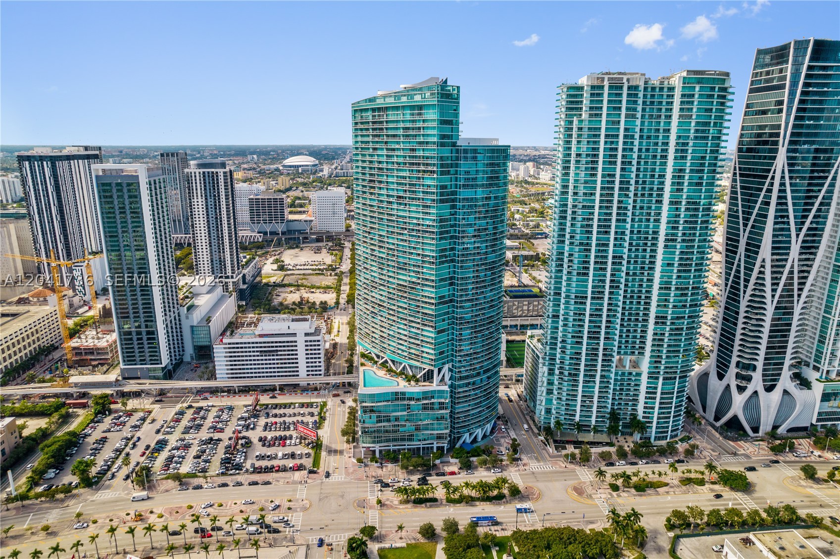 888 Biscayne Blvd #2101 Miami, FL 33132