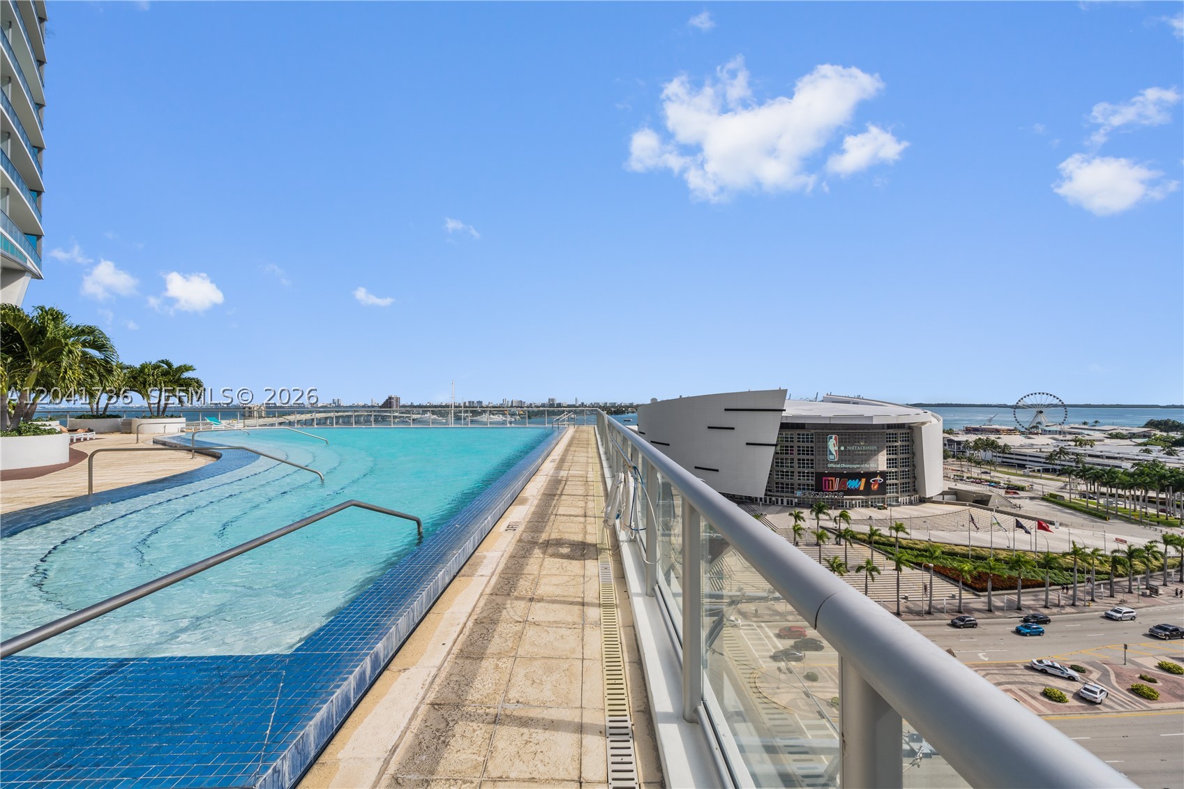 888 Biscayne Blvd #2101 Miami, FL 33132
