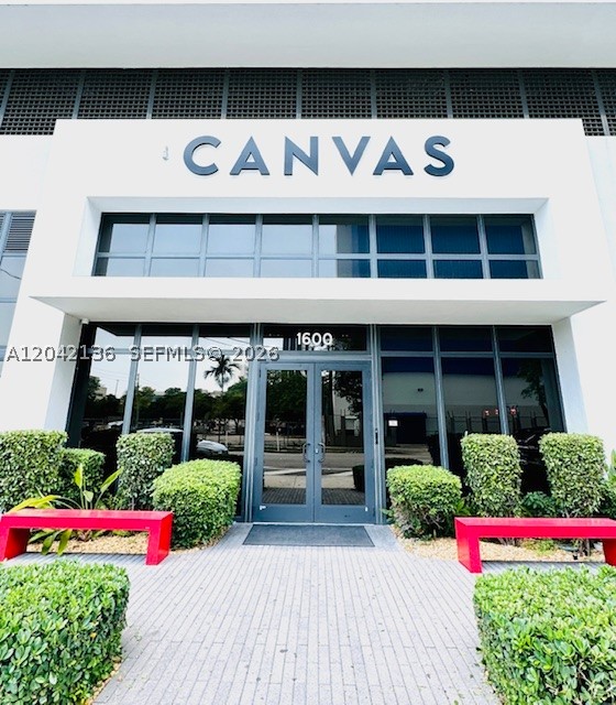 1600 NE 1st #1915