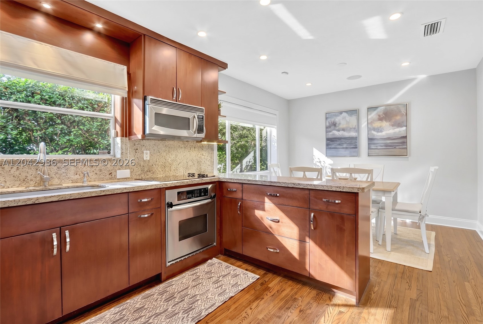 4943 Riviera Dr Coral Gables, FL 33146