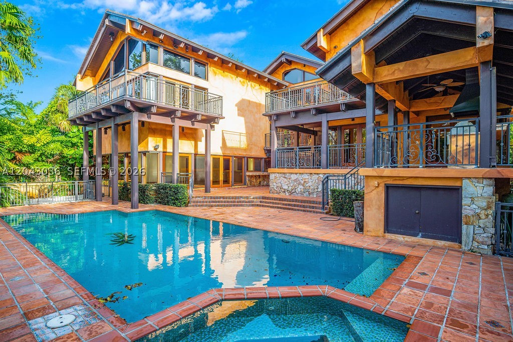 6960 Mira Flores Ave #6960 Coral Gables, FL 33143