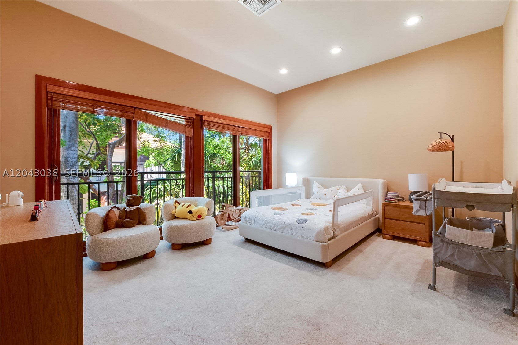 6960 Mira Flores Ave #6960 Coral Gables, FL 33143
