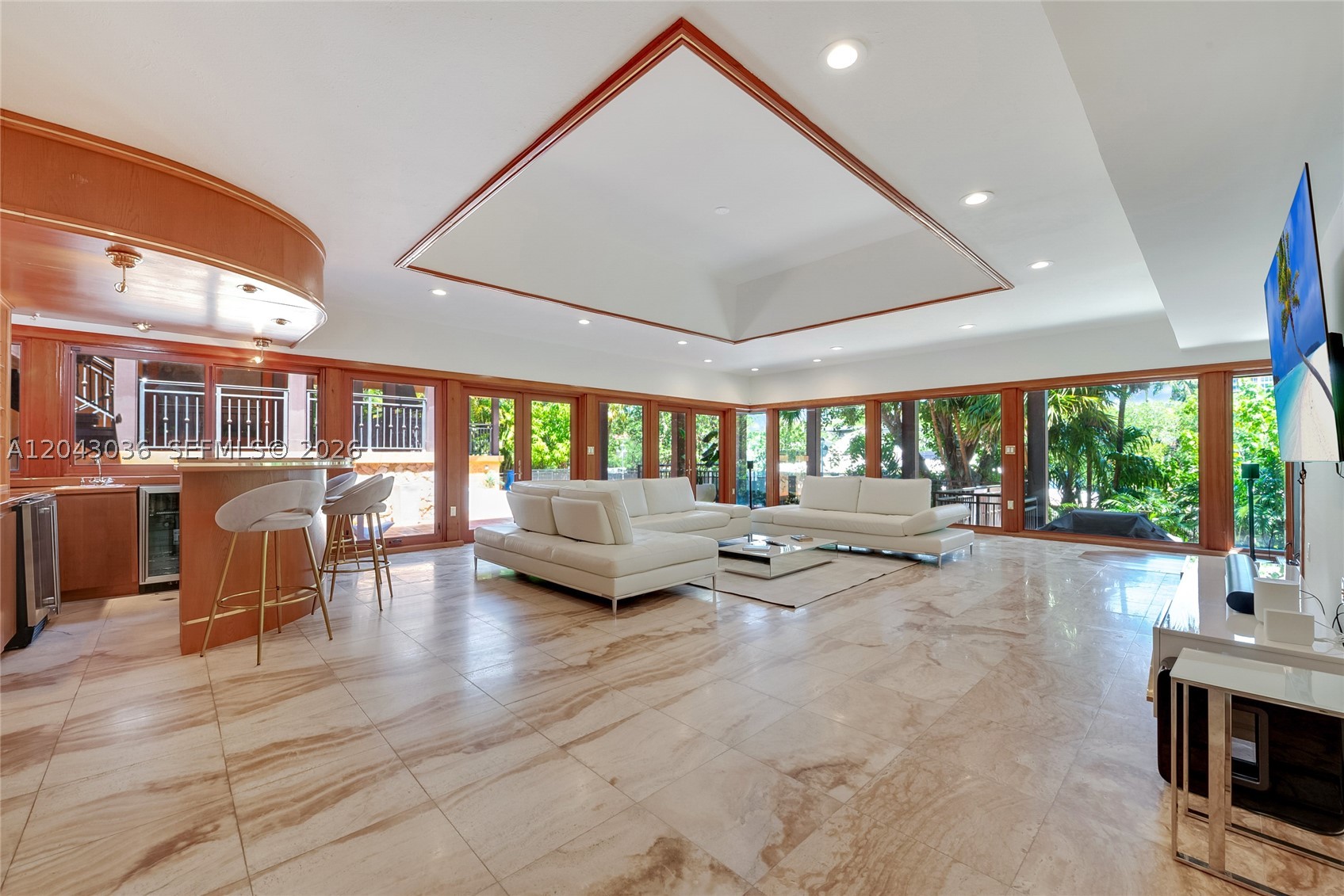 6960 Mira Flores Ave #6960 Coral Gables, FL 33143