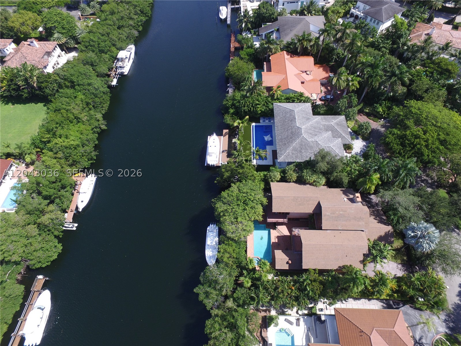 6960 Mira Flores Ave #6960 Coral Gables, FL 33143