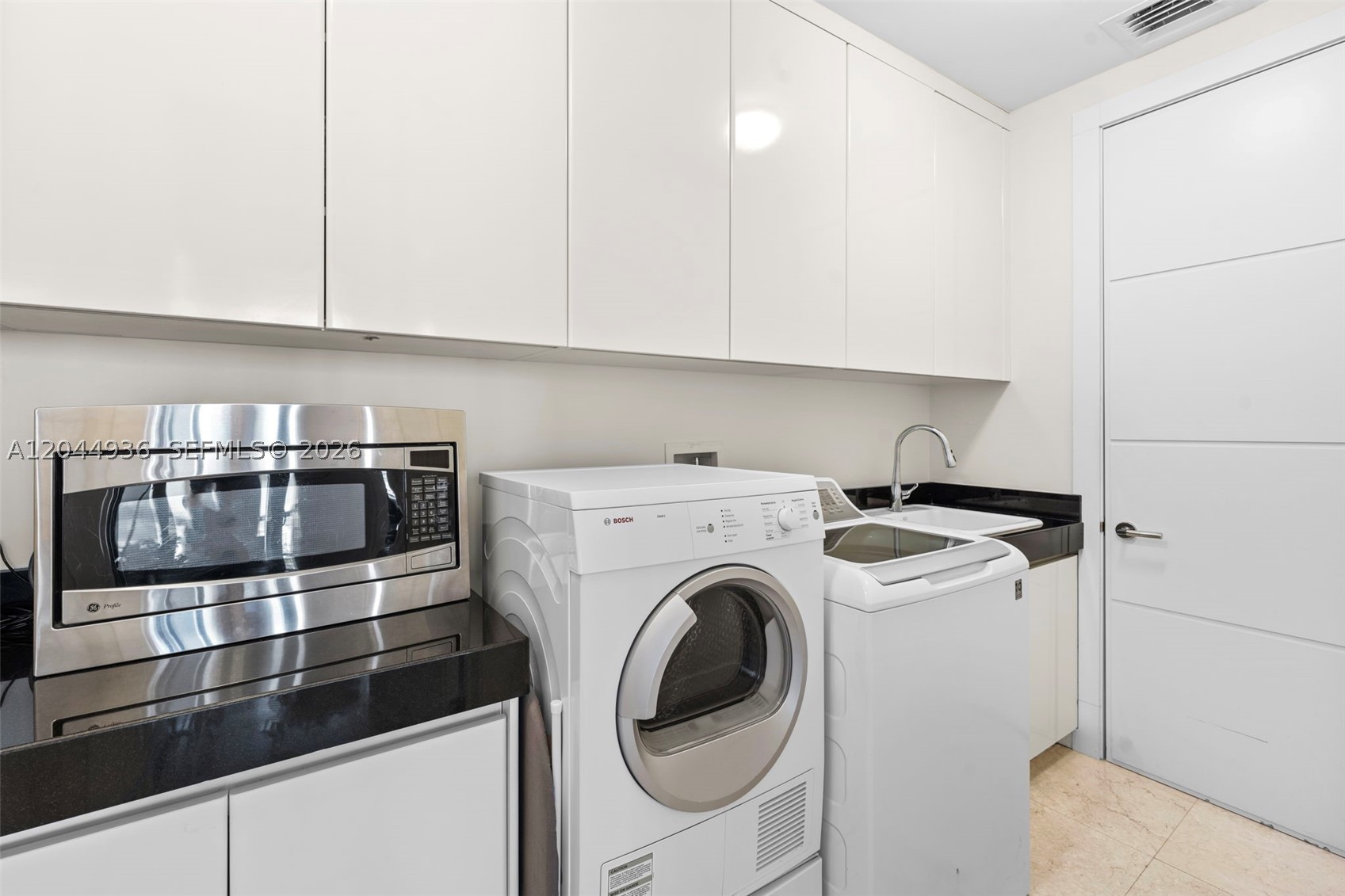9705 Collins Ave #1402N Bal Harbour, FL 33154
