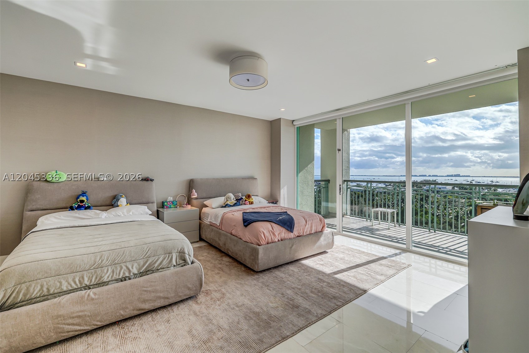 3400 SW 27th Ave #802 Miami, FL 33133