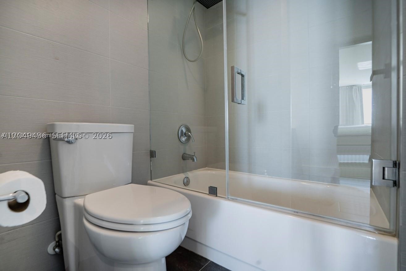 image Arlen House East14