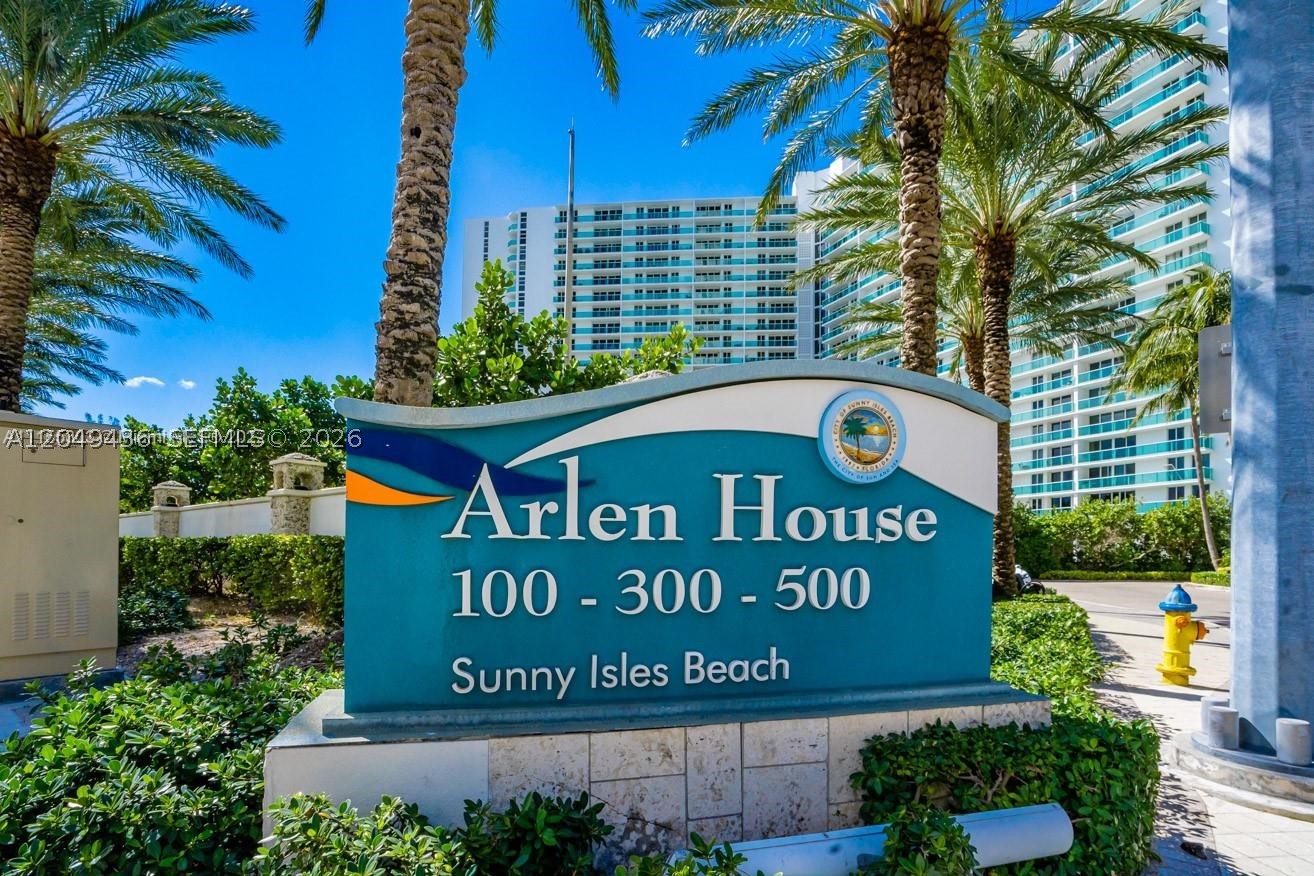 image Arlen House East32