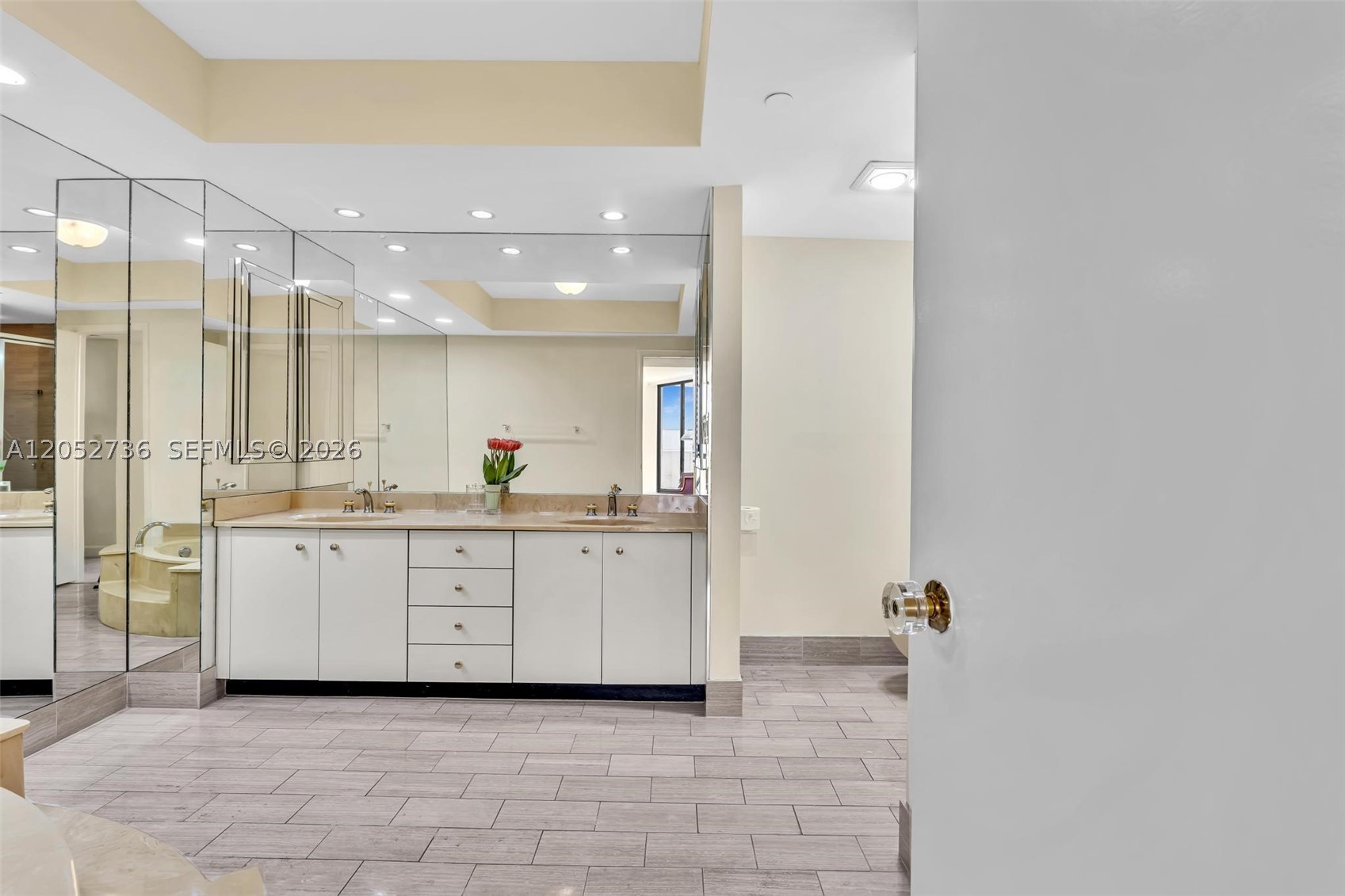 20281 E Country Clb Dr #1907 Aventura, FL 33180