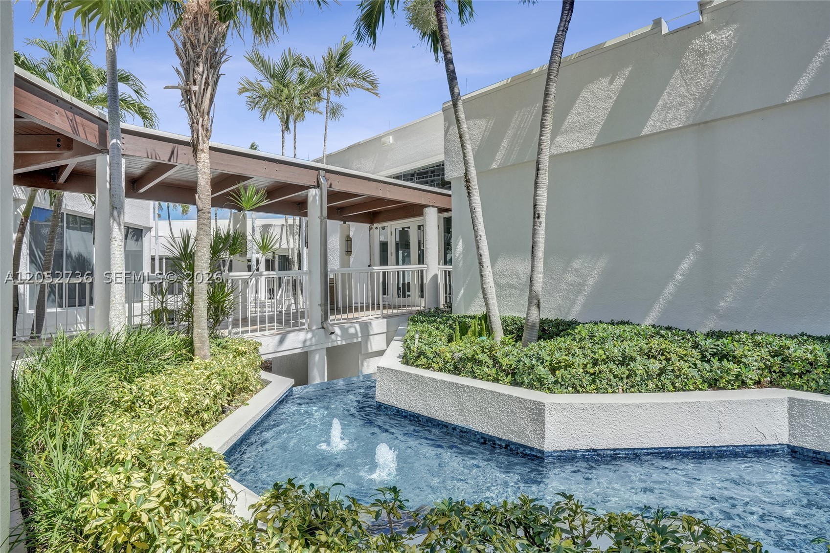 20281 E Country Clb Dr #1907 Aventura, FL 33180