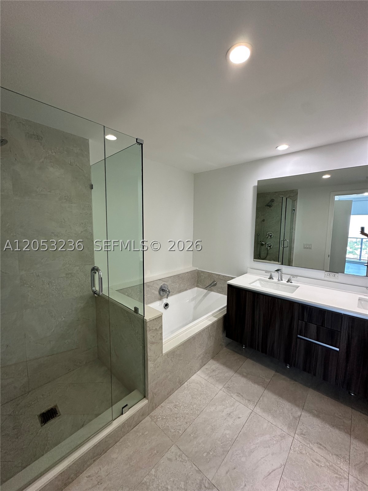 image Aria on the Bay16