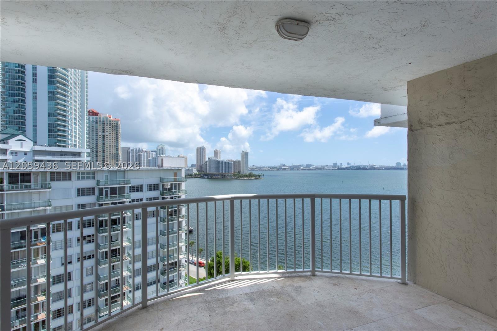 1420 Brickell Bay Dr #1604B