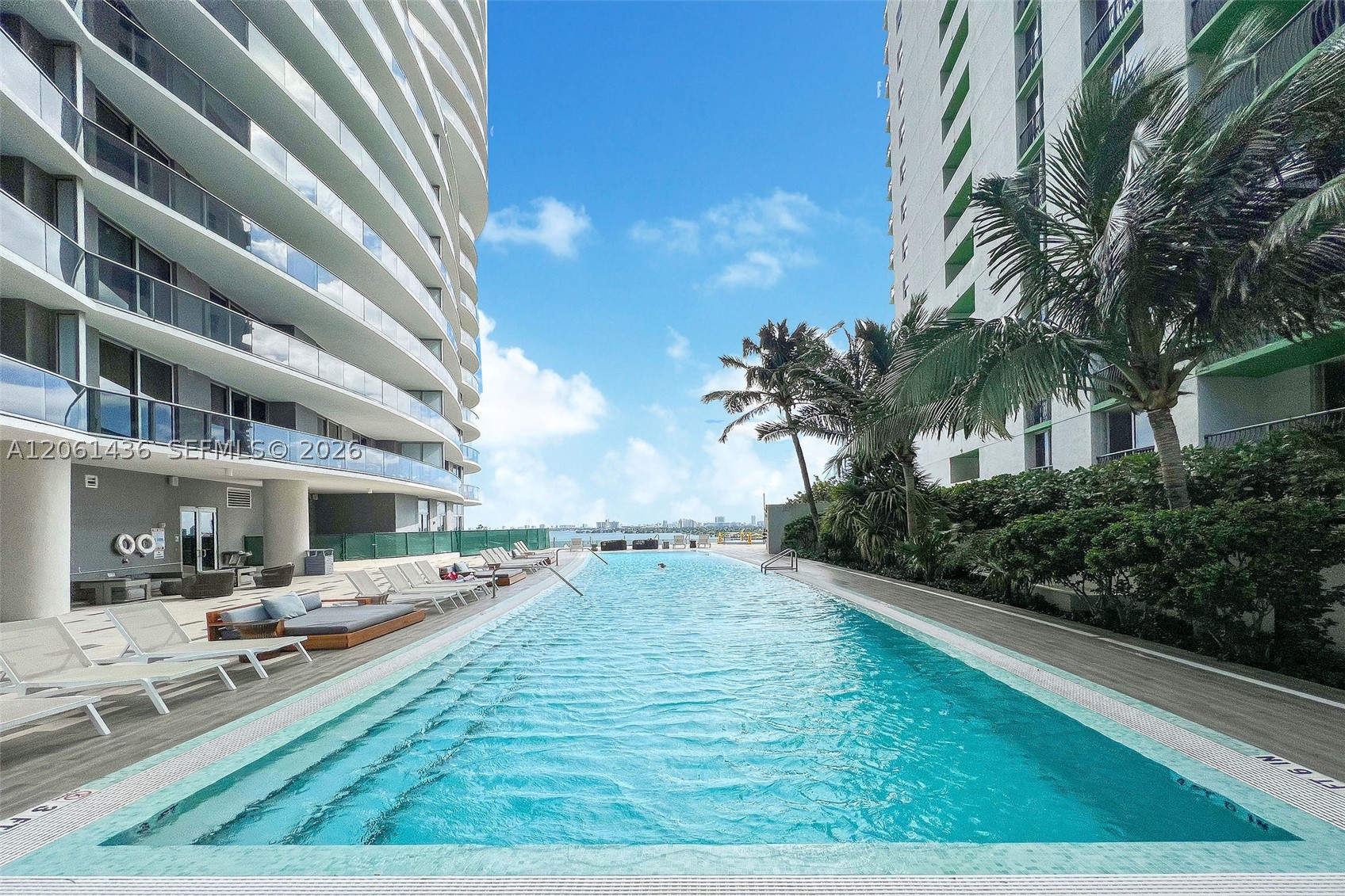 image Aria on the Bay19