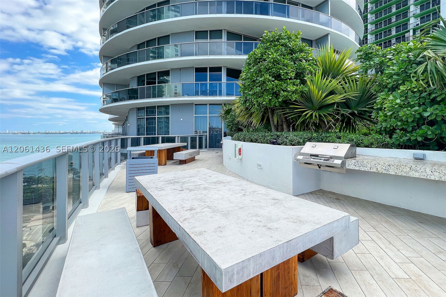 image Aria on the Bay23
