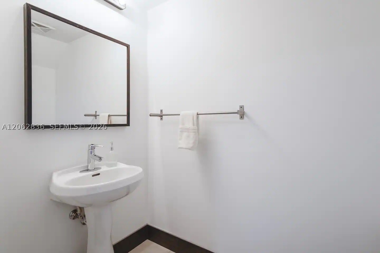image Infinity at Brickell9