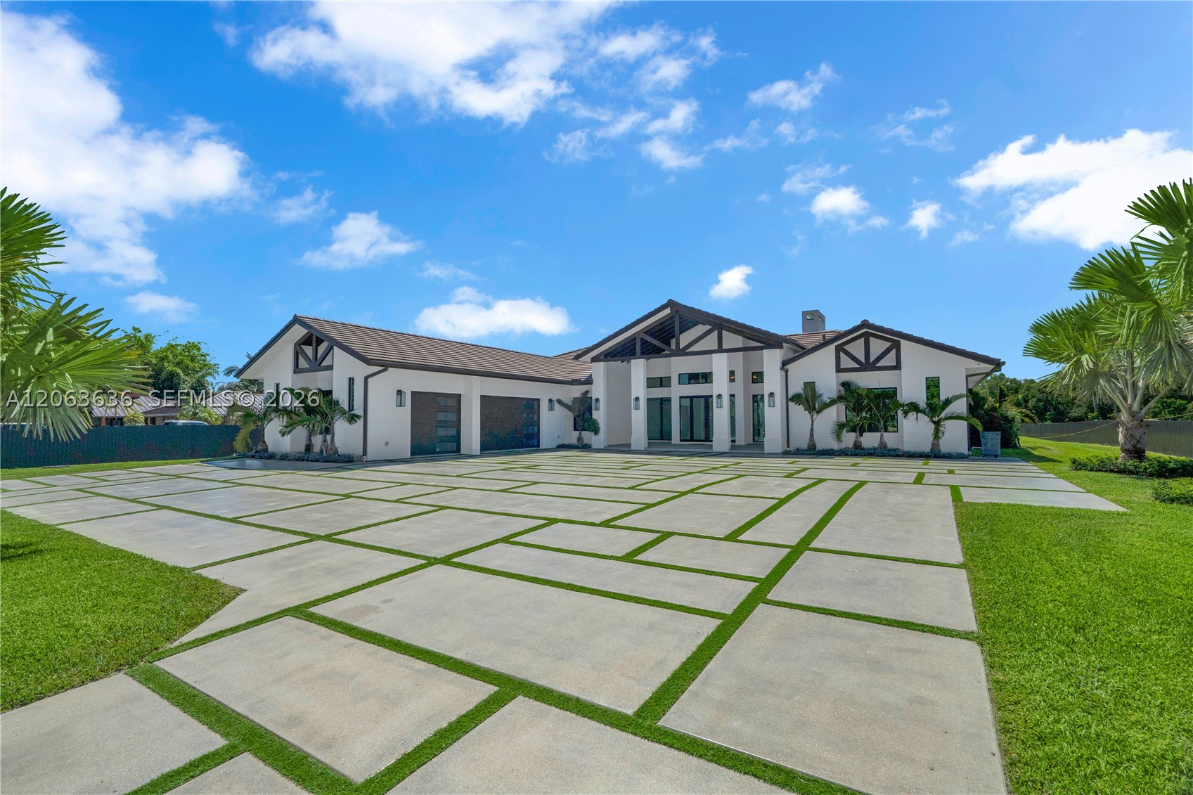 Undisclosed Address Southwest Ranches, FL 33331