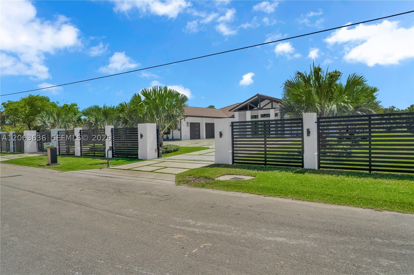 Undisclosed Address Southwest Ranches, FL 33331