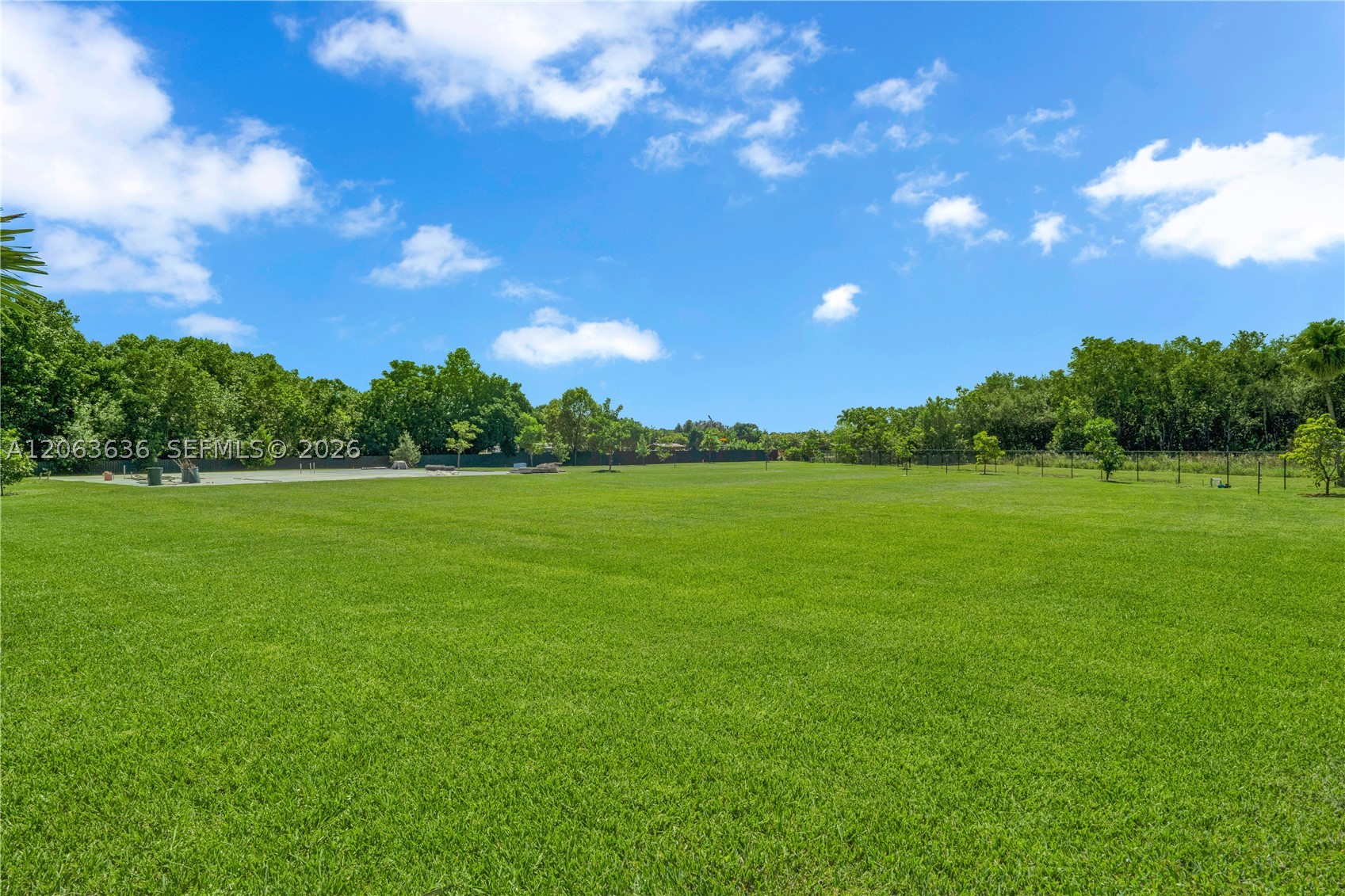 Undisclosed Address Southwest Ranches, FL 33331