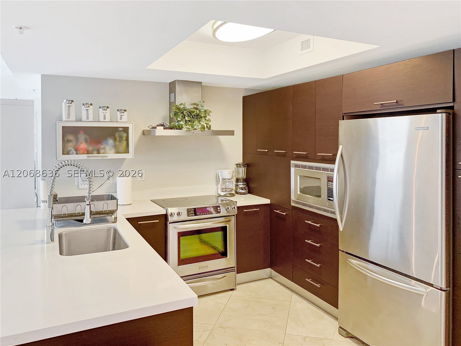 image St Tropez Sunny Isles10