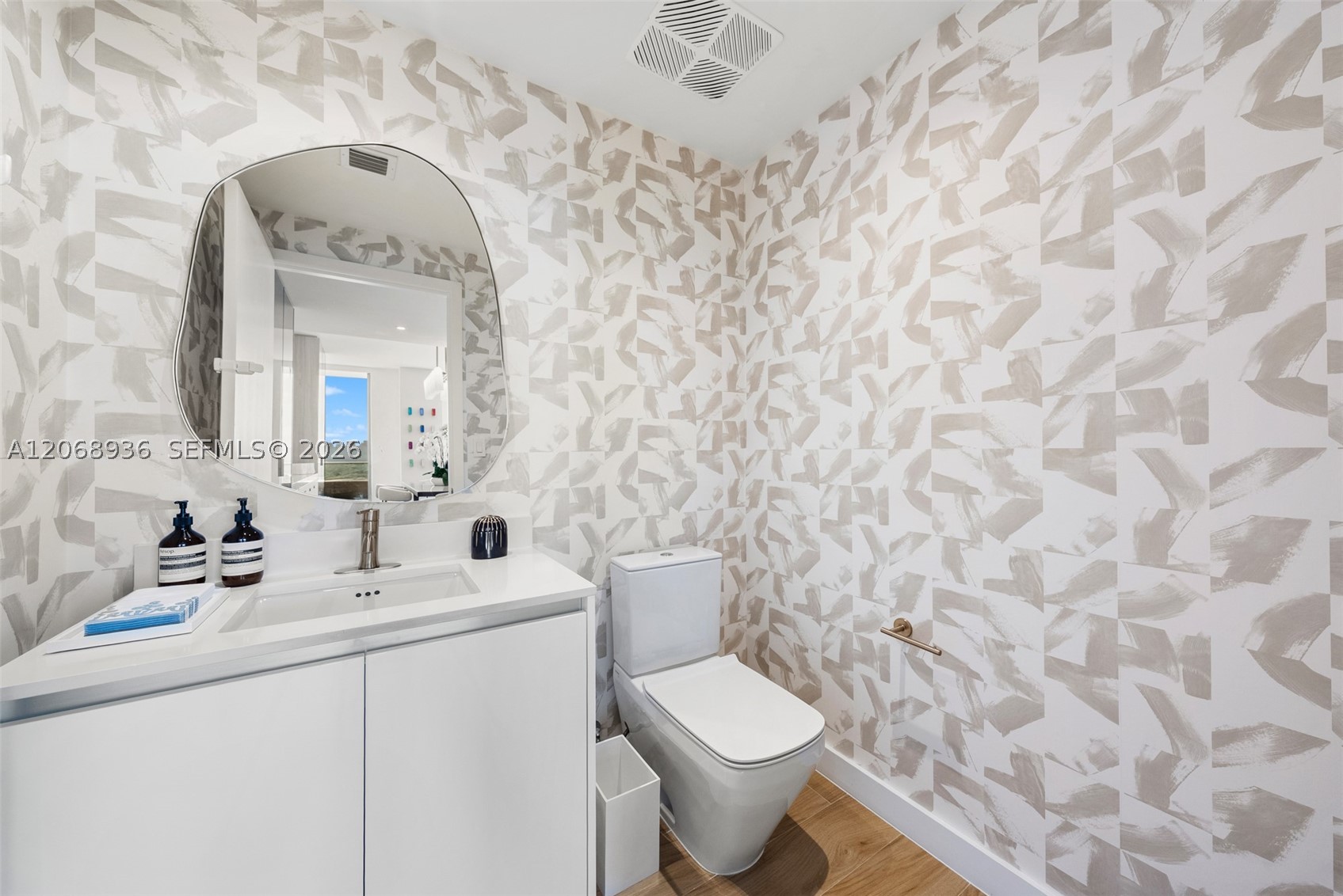 image Mr. C Residences25
