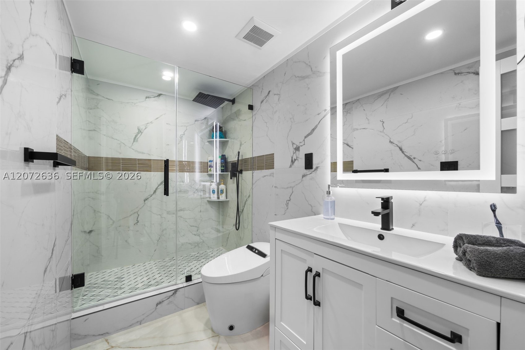 19380 Collins Ave #826 Sunny Isles Beach, FL 33160