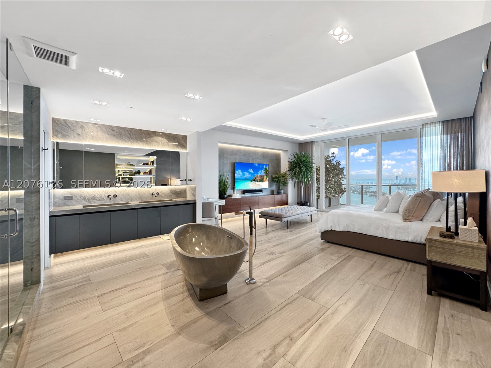 image Paramount Bay29