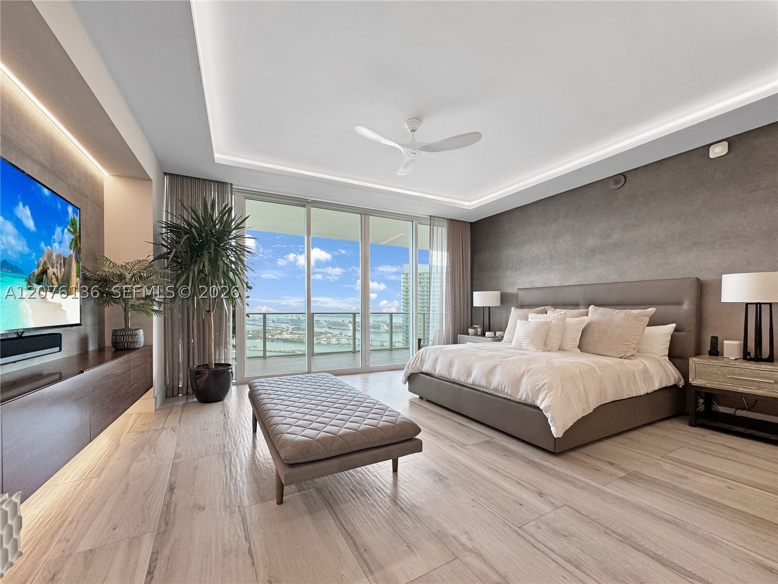 image Paramount Bay32