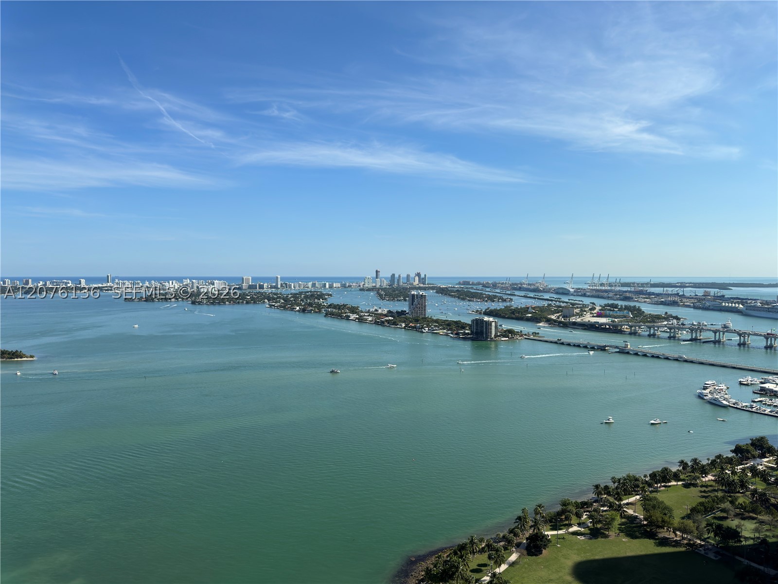 image Paramount Bay47
