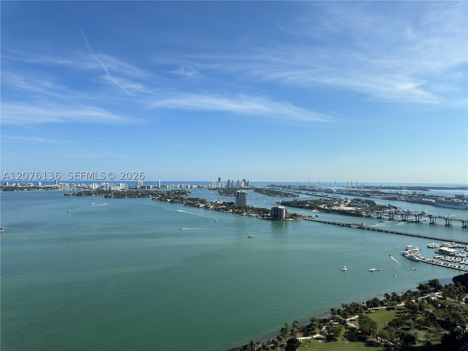 image Paramount Bay48