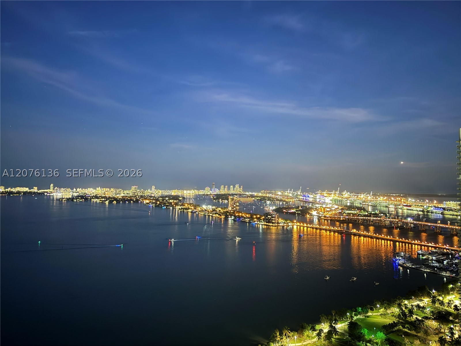 image Paramount Bay53