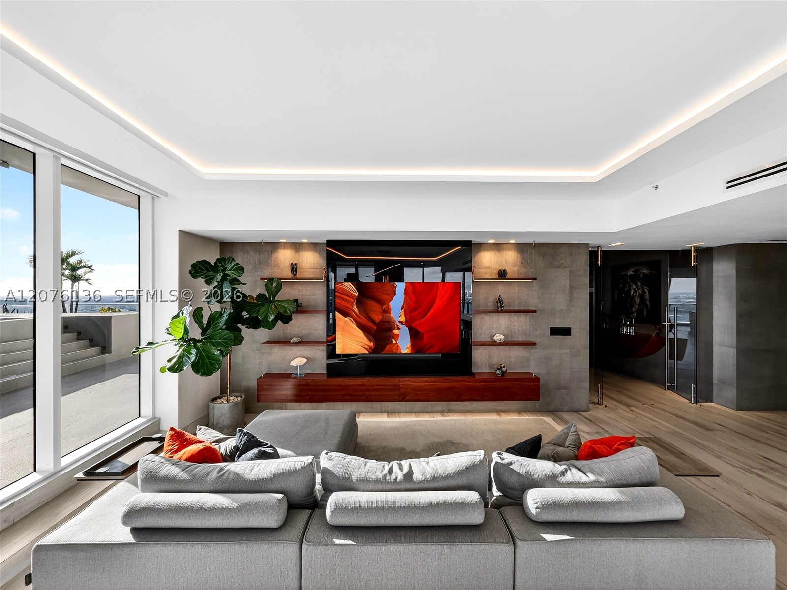 image Paramount Bay7