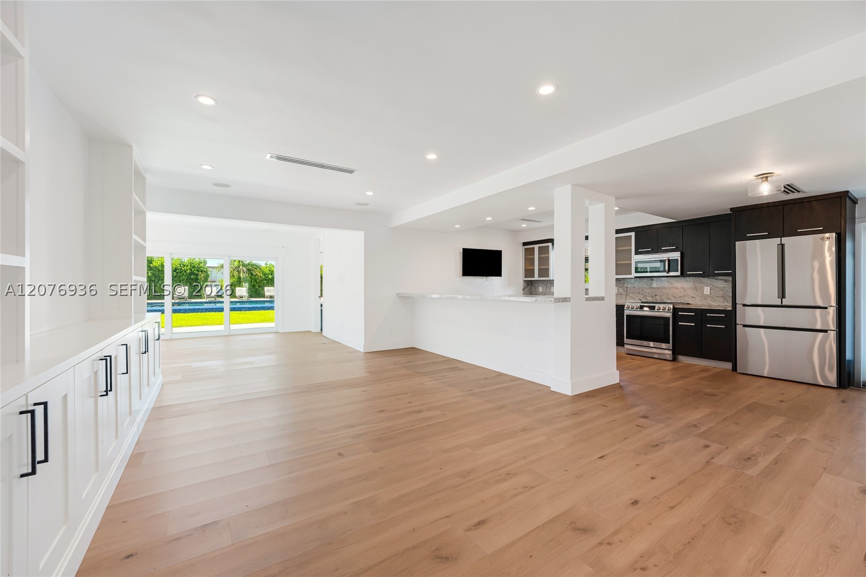 740 S Shore Dr Miami Beach, FL 33141