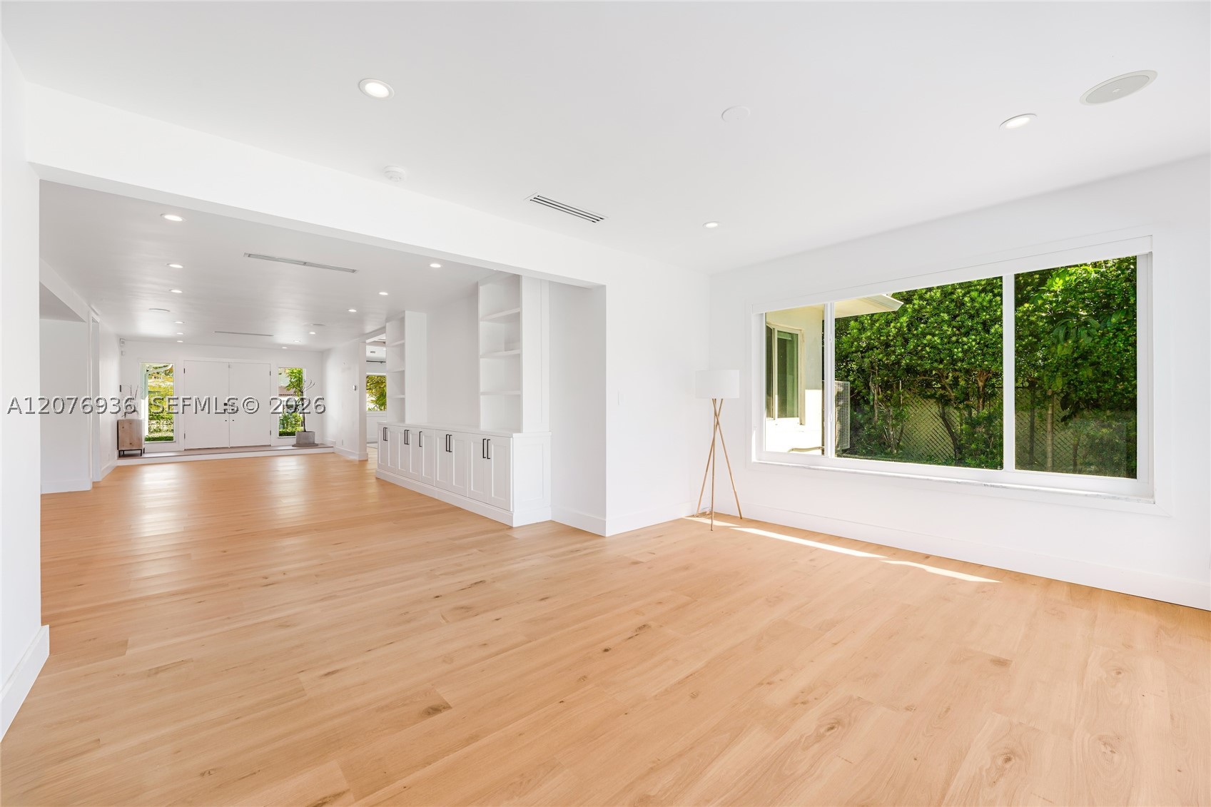 740 S Shore Dr Miami Beach, FL 33141