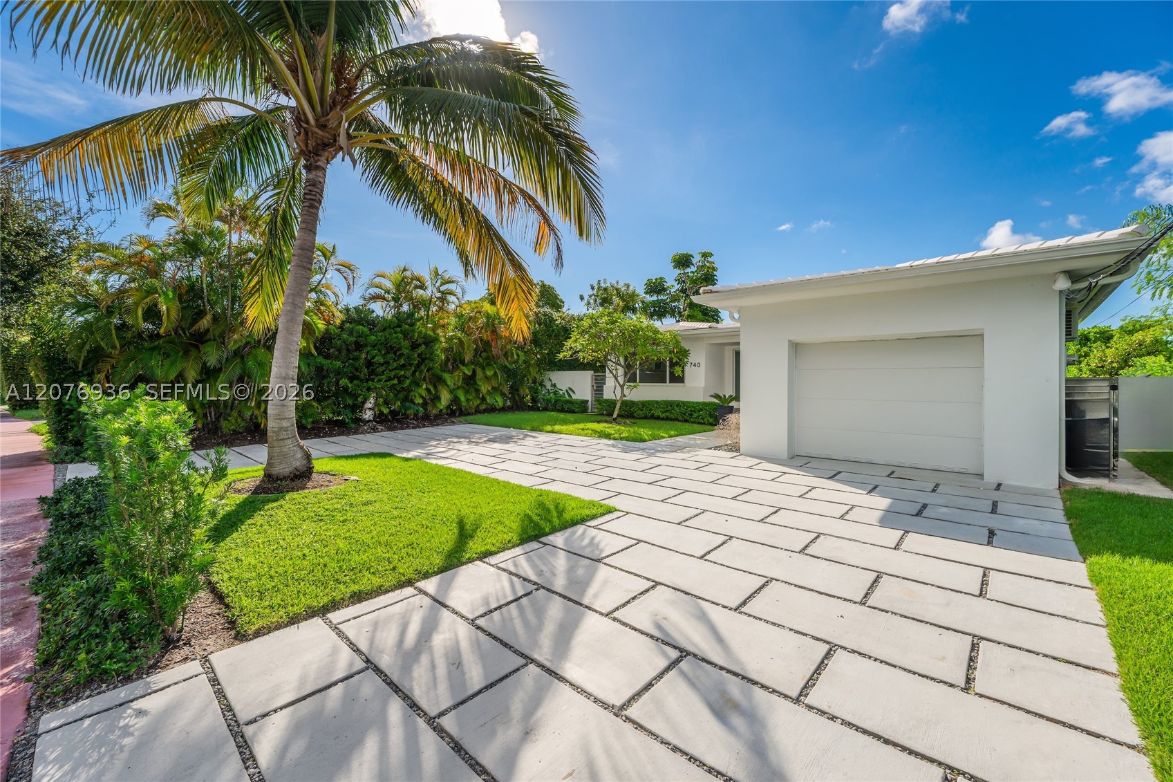 740 S Shore Dr Miami Beach, FL 33141