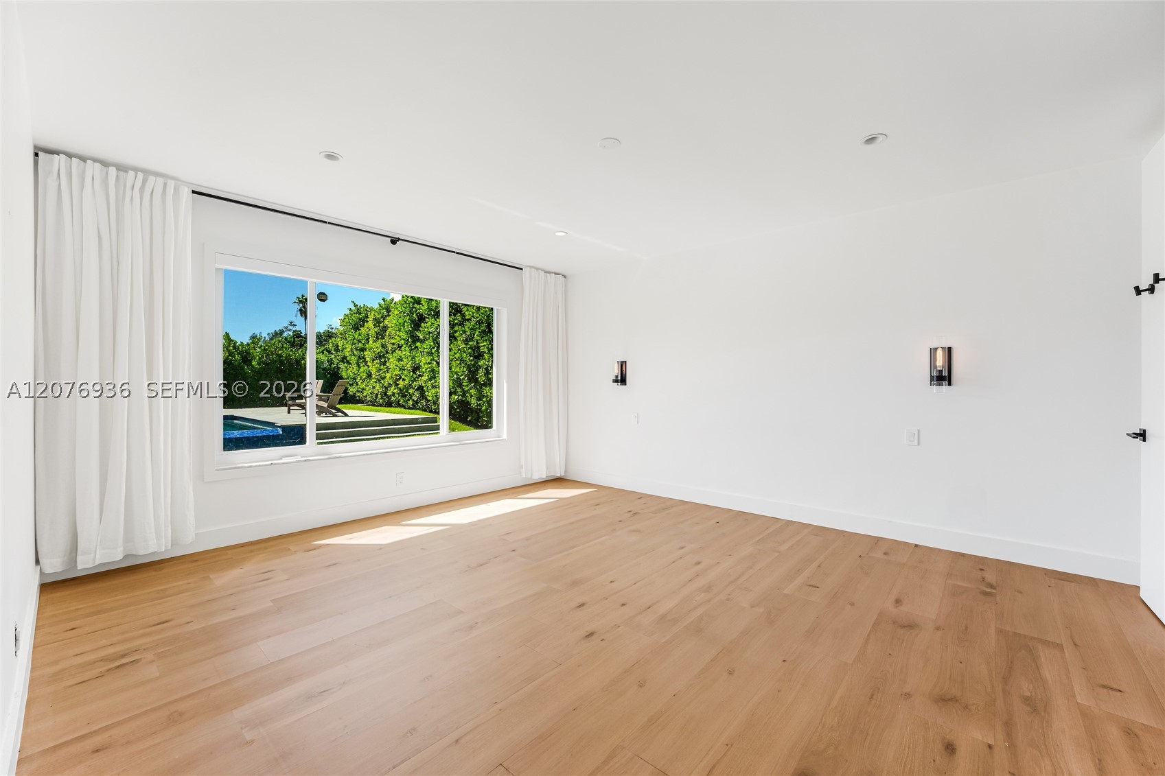 740 S Shore Dr Miami Beach, FL 33141